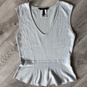BCBGMaxAzria Light Gray V-Neck Sleeveless Top Y2K‎